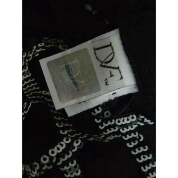 $698 DVF Diane von Furstenberg Joylyn White Sequin Cutout Shift Dress XS NWT - Picture 8 of 8